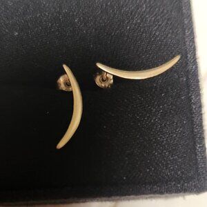 14k Gold Curved Bar Stud Earrings - Minimal Women’s Jewelry